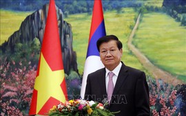 'Lào và Việt Nam sẽ tiếp tục siết chặt tay nhau, cùng nhau tiến bước'