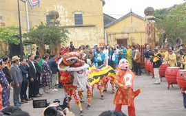 Đà Nẵng, Hội An đón khách du lịch quốc tế đầu năm mới