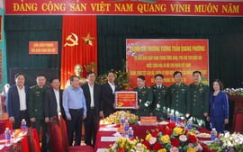 Phó Chủ tịch Quốc hội động viên lực lượng vũ trang trực chiến Tết tại Quảng Trị
