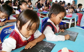 Dạy và học tiếng Việt cho trẻ em là người dân tộc thiểu số trước khi vào lớp Một