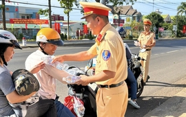 Thủ tướng gửi thư khen lực lượng Cảnh sát giao thông