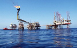 Đề xuất thẩm quyền quyết định đầu tư ra nước ngoài trong hoạt động dầu khí
