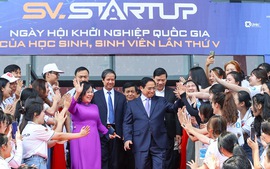Thủ tướng nhắn nhủ thế hệ trẻ 'dám nghĩ, dám làm, dám khởi nghiệp, đổi mới sáng tạo'