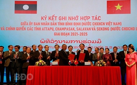 Bình Định và 4 tỉnh Nam Lào ký kết hợp tác giai đoạn 2021-2025