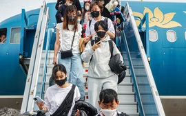 Từ 15/3: Trung Quốc thí điểm mở cửa du lịch theo đoàn vào Việt Nam