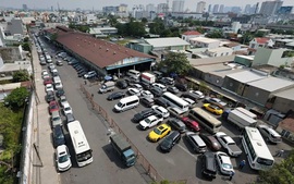 Phó Thủ tướng Trần Hồng Hà chỉ đạo giải quyết tình trạng ùn tắc tại các trung tâm đăng kiểm