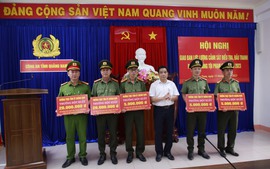 Quảng Nam: Thu giữ 8,7 tấn thuốc nổ và 5 bánh heroin