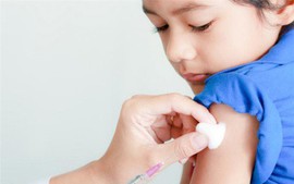 Mua sắm, cung ứng kịp thời các vaccine tiêm chủng mở rộng
