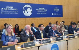 Bộ trưởng Ngoại giao Bùi Thanh Sơn dự hội nghị Hội đồng Bộ trưởng OECD