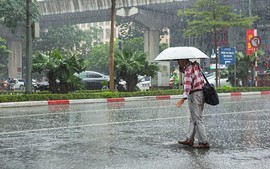 Ngày 16/9: Trung Bộ, Tây Nguyên và Nam Bộ có mưa rào và dông