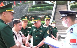 Công an Lạng Sơn: Bắt giữ và bàn giao đối tượng truy nã người Trung Quốc