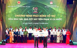 Vietcombank dành hàng trăm tỷ đồng hưởng ứng chương trình xóa nhà tạm, nhà dột nát