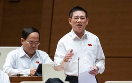 Phó Thủ tướng Hồ Đức Phớc giải trình về quản lý thị trường vàng; điều hành chính sách tài khóa, tiền tệ