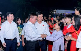 Chung sức, chung lòng, "tăng tốc" dựng xây đất nước ngày càng giầu mạnh, nhà nhà ấm no, hạnh phúc