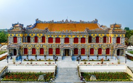 Nét uy nghi, tráng lệ của điện Kiến Trung-Hoàng thành Huế