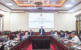 Xây dựng Nghị quyết của Quốc hội thí điểm một số cơ chế, chính sách đặc thù cho tỉnh Nghệ An
