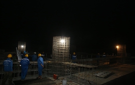 Động viên đơn vị thi công xuyên đêm dự án đường dây 500kV mạch 3 cung đoạn NMNĐ Nam Định I – Phố Nối