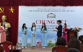 Chung kết hội thi ‘Thuyết minh viên tại điểm Khu Di tích Chủ tịch Hồ Chí Minh tại Phủ Chủ tịch’