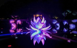 Trình diễn không gian ánh sáng kỳ ảo tại Thái Bình Lâu, Đại Nội Huế