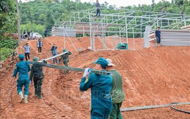 Hoàn thành 25 căn nhà tạm cho người dân Làng Nủ vào ngày 21/9