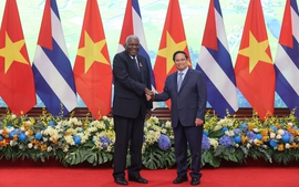 Thủ tướng: Chính phủ Việt Nam sẽ tiếp tục triển khai các biện pháp hỗ trợ Cuba thiết thực, cụ thể