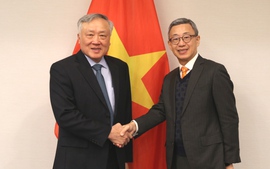 Thúc đẩy hợp tác trong phát triển Trung tâm tài chính quốc tế Việt Nam