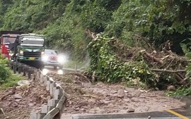 Quảng Trị: Mưa lớn gây ngập, sạt lở tại một số địa phương miền núi