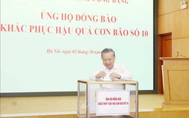 Văn phòng Trung ương Đảng ủng hộ đồng bào khắc phục hậu quả bão số 10