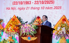 Thủ tướng: Phòng không - không quân là tuyến đầu phòng thủ chiến lược, cần nghiên cứu xây dựng "Vòm Phòng không bền vững"