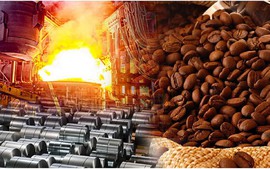 THỊ TRƯỜNG HÀNG HÓA: Giá bạc lao dốc, cà phê ngược dòng