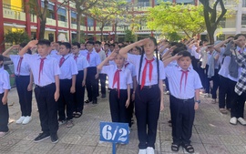 Ứng phó bão số 12: Học sinh, sinh viên trên địa bàn TP. Huế và Đà Nẵng nghỉ học từ chiều 22/10