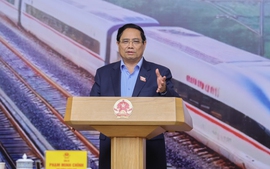 Thủ tướng: Chủ động, tích cực thúc đẩy các dự án đường sắt và chuyển giao, phát triển công nghệ