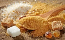 THỊ TRƯỜNG HÀNG HÓA: Giá đường tiếp tục 'trượt' dài trước áp lực nguồn cung