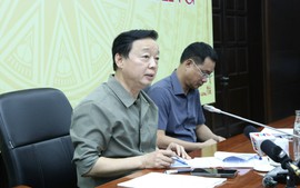 Phó Thủ tướng Trần Hồng Hà kiểm tra tình hình ứng phó, khắc phục hậu quả do mưa lũ, ngập lụt gây ra tại TP. Đà Nẵng