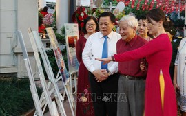 Khai mạc triển lãm 'Tem và Thơ - Dấu ấn Tố Hữu qua năm tháng'