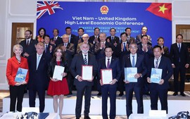 Phó Thủ tướng Thường trực Nguyễn Hòa Bình: Chính phủ Việt Nam luôn đồng hành cùng doanh nghiệp