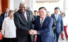 Chủ tịch Quốc hội Cuba thăm, làm việc tại tỉnh Hưng Yên