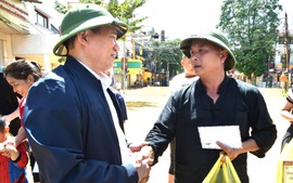 Phó Thủ tướng Hồ Đức Phớc kiểm tra công tác ứng phó, khắc phục hậu quả mưa lũ tại Lạng Sơn
