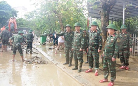 Quân đội luôn sát cánh cùng nhân dân trong mọi hoàn cảnh, không để ai chịu đói, chịu rét