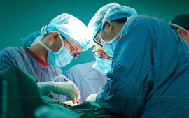 Ghép tạng tại Việt Nam: Từ 'người đi học' đến làm chủ kỹ thuật