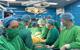 Lần đầu tiên, 2 ca ghép phổi thực hiện song song và thành công