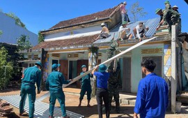 Thủ tướng yêu cầu khẩn trương đánh giá thiệt hại 
và khắc phục nhanh hậu quả bão, lũ tại khu vực Trung Bộ