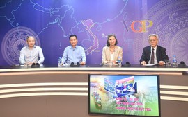 TỔNG THUẬT: Tọa đàm “Kinh tế-xã hội Việt Nam 2021-2025: Chống chịu và bứt phá”