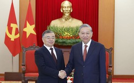 Tổng Bí thư Tô Lâm tiếp Trưởng Ban Tuyên truyền Trung ương Đảng Cộng sản Trung Quốc Lý Thư Lỗi