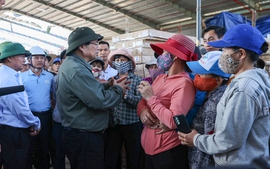 Thủ tướng: Nỗ lực cao nhất hỗ trợ doanh nghiệp sau bão, không phân biệt doanh nghiệp Nhà nước hay tư nhân