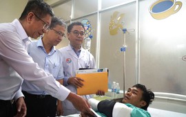 Lãnh đạo tỉnh Khánh Hòa thăm, động viên nạn nhân vụ sạt lở đèo Khánh Lê và Khánh Sơn