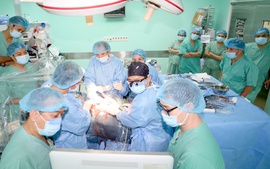 BV Trung ương Huế làm chủ quy trình từ lấy gan đến ghép cho người bệnh