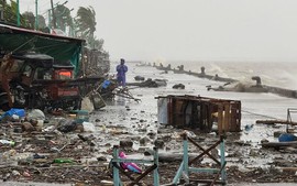 Chủ tịch nước và Thủ tướng Chính phủ gửi điện thăm hỏi về thiệt hại do bão tại Philippines