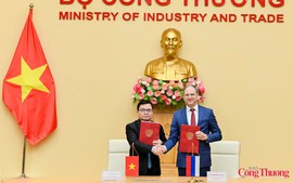 Việt Nam, Nga ký bản ghi nhớ hợp tác về phát triển công nghiệp