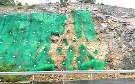 Khẩn trương khôi phục công trường thi công cao tốc sau mưa lũ